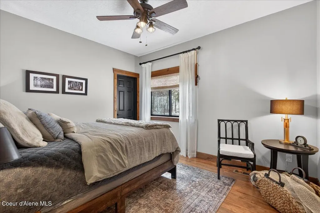 505 Chippewa Trail Sagle ID 83860