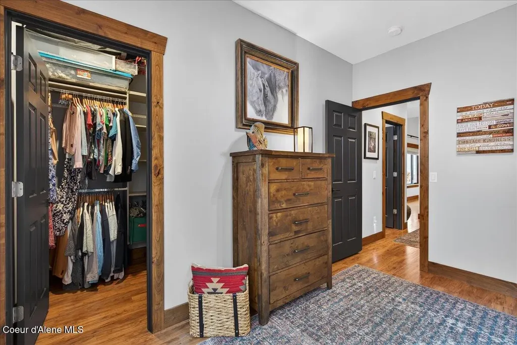 505 Chippewa Trail Sagle ID 83860