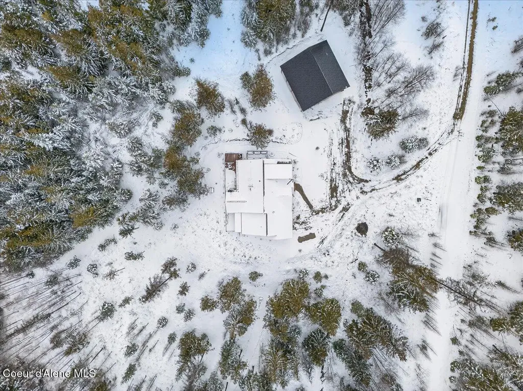 505 Chippewa Trail Sagle ID 83860