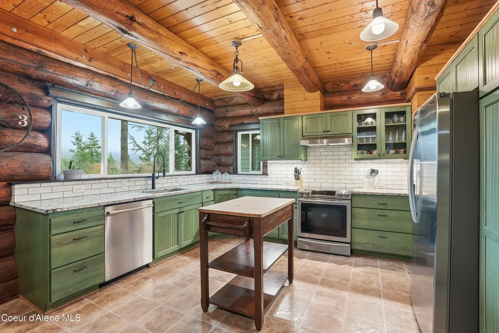 21651 S Lakeview Drive Worley ID 83876