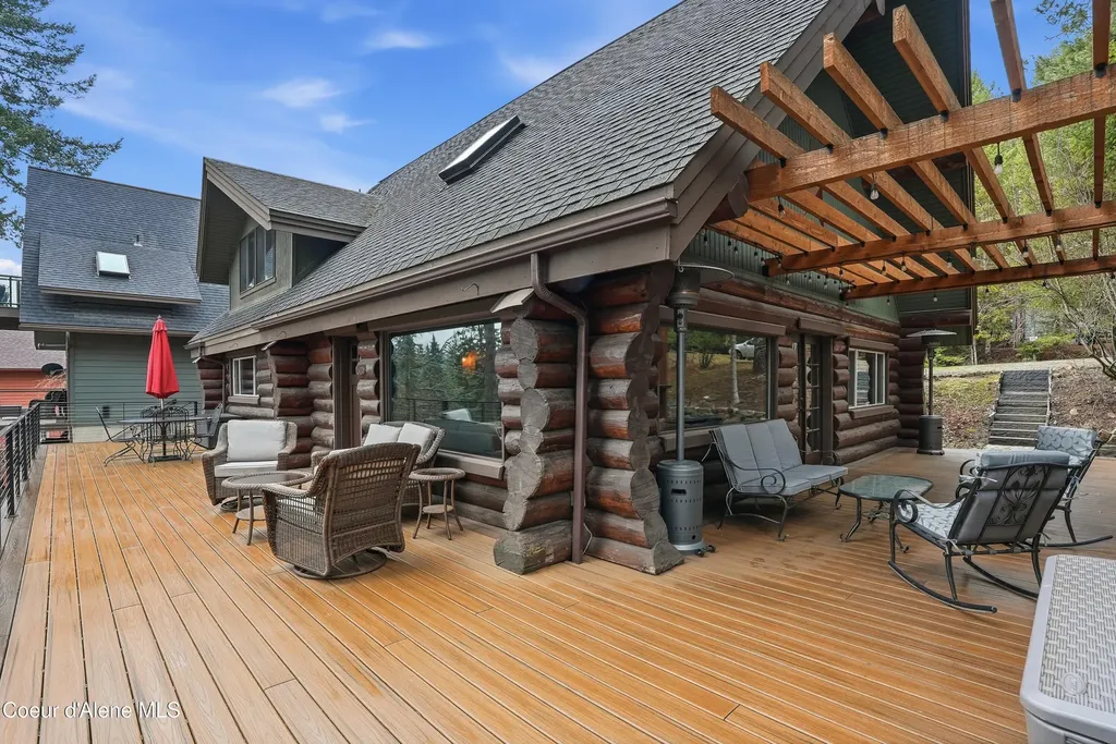 21651 S Lakeview Drive Worley ID 83876