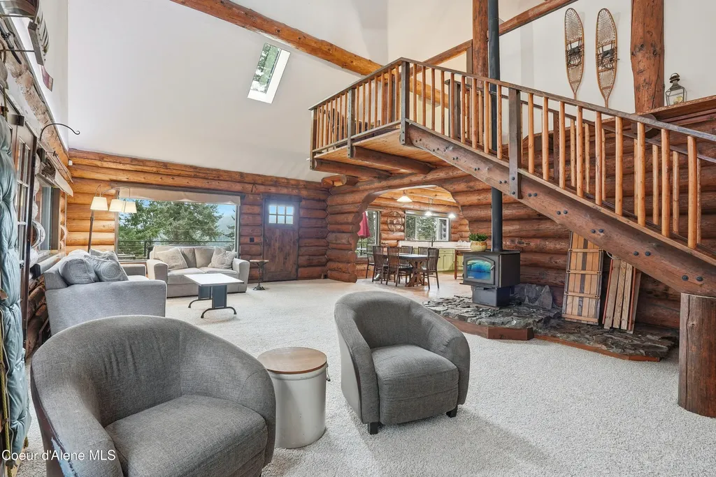 21651 S Lakeview Drive Worley ID 83876