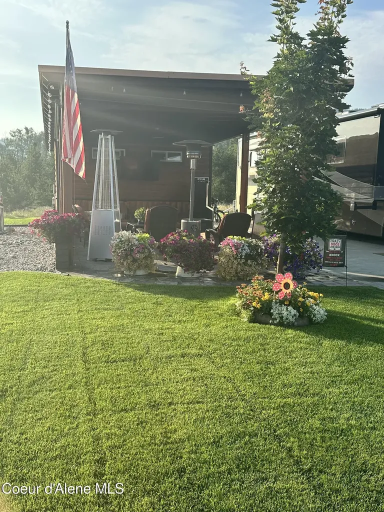 51 Sand Trap Lane Blanchard ID 83804