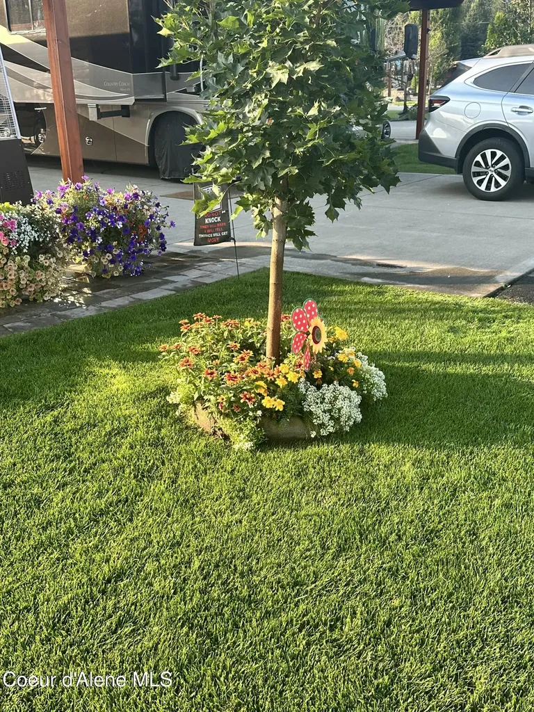 51 Sand Trap Lane Blanchard ID 83804