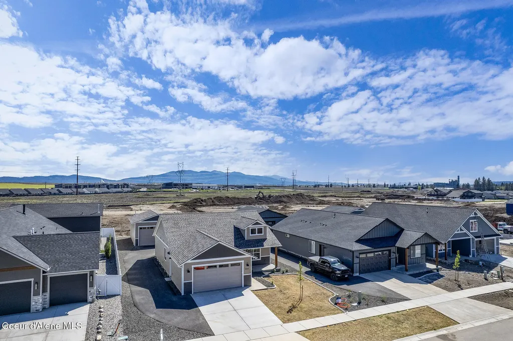8892 W Swather Avenue Rathdrum ID 83858