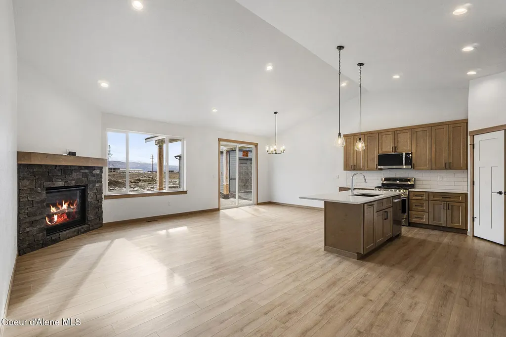 8892 W Swather Avenue Rathdrum ID 83858