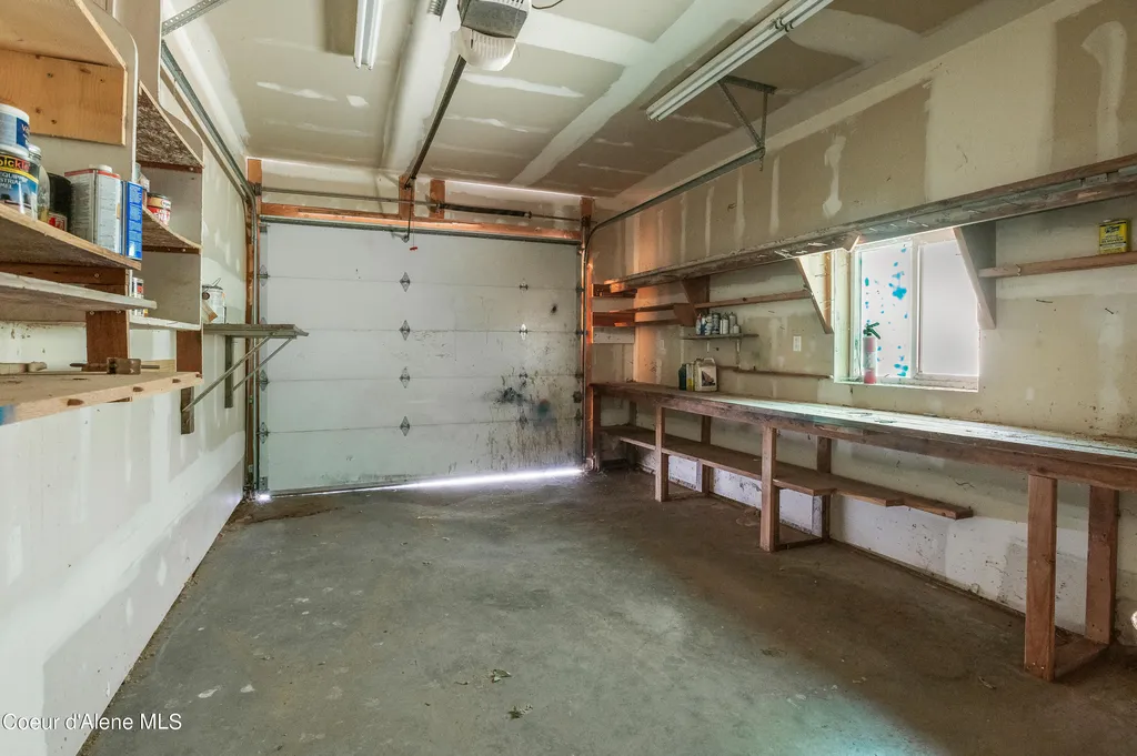 16154 N Smith Avenue Hauser ID 83854