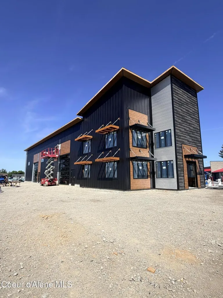 9878 N Kirkpatrick Street Hayden ID 83835