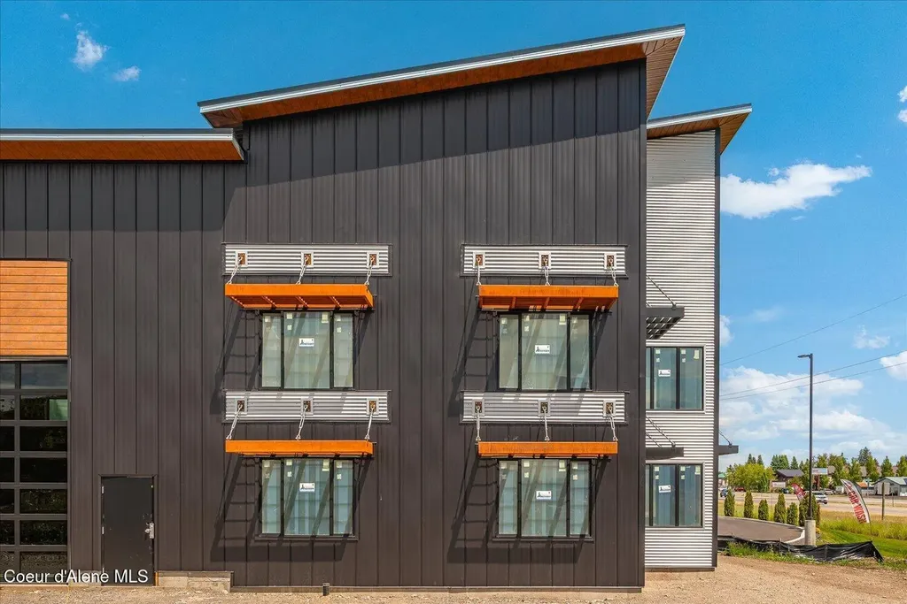 9878 N Kirkpatrick Street Hayden ID 83835