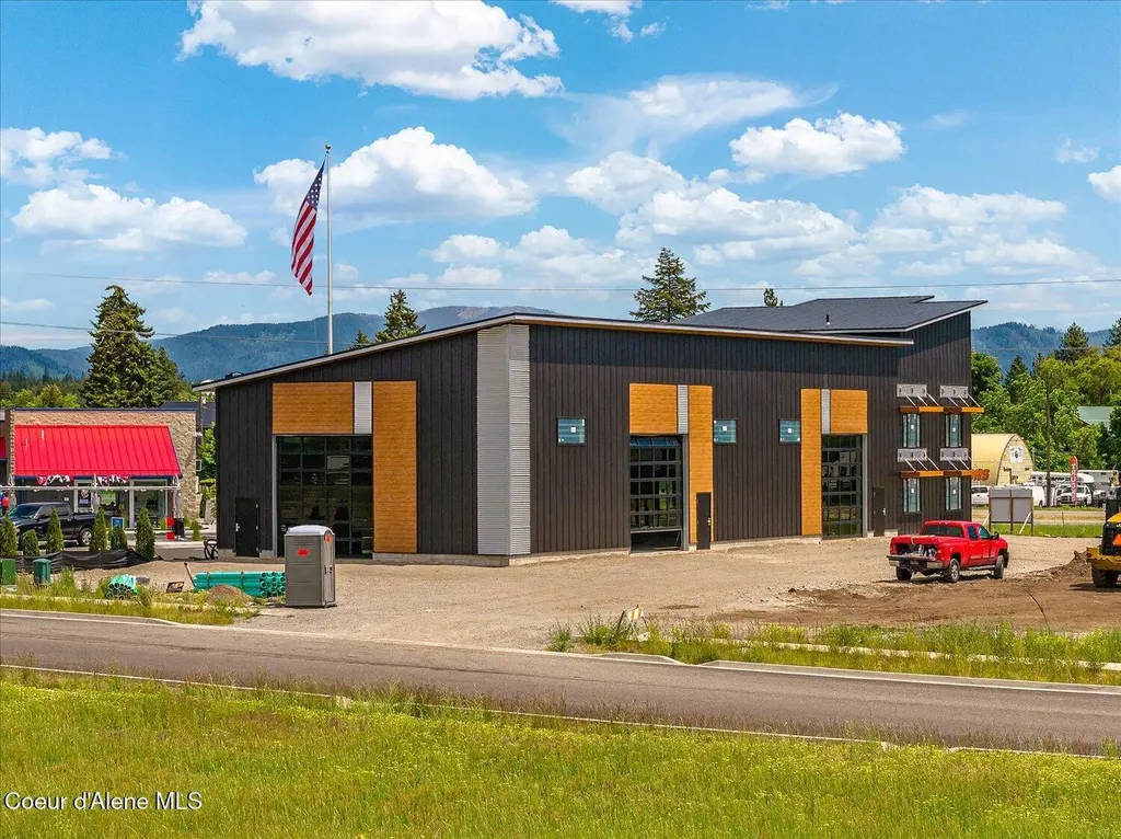 9878 N Kirkpatrick Street Hayden ID 83835