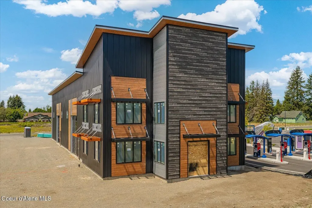 9878 N Kirkpatrick Street Hayden ID 83835