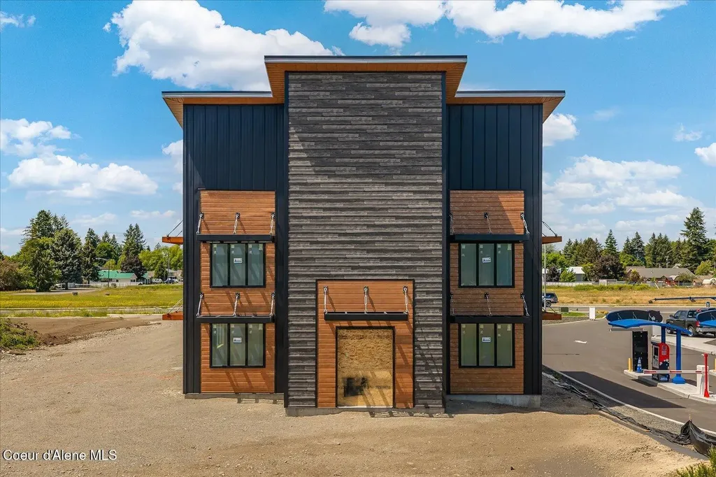 9878 N Kirkpatrick Street Hayden ID 83835