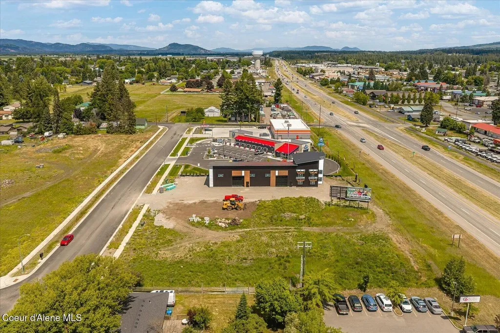 9878 N Kirkpatrick Street Hayden ID 83835