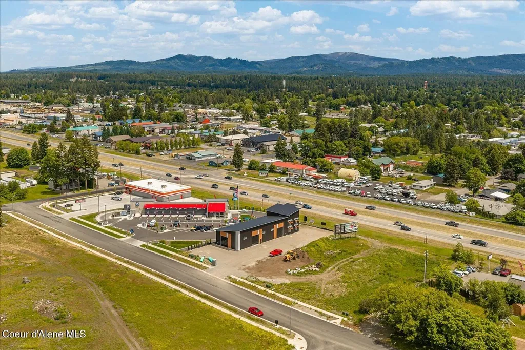 9878 N Kirkpatrick Street Hayden ID 83835