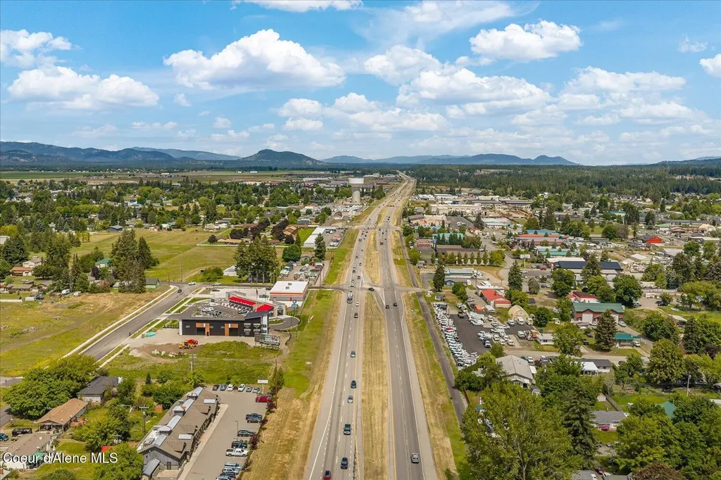 9878 N Kirkpatrick Street Hayden ID 83835