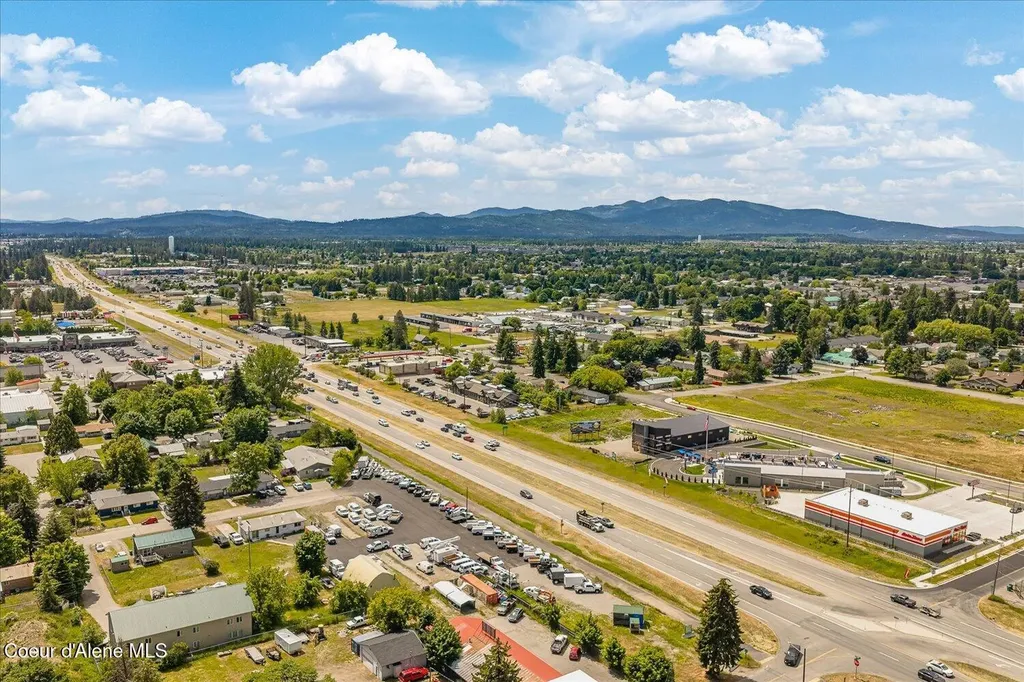 9878 N Kirkpatrick Street Hayden ID 83835