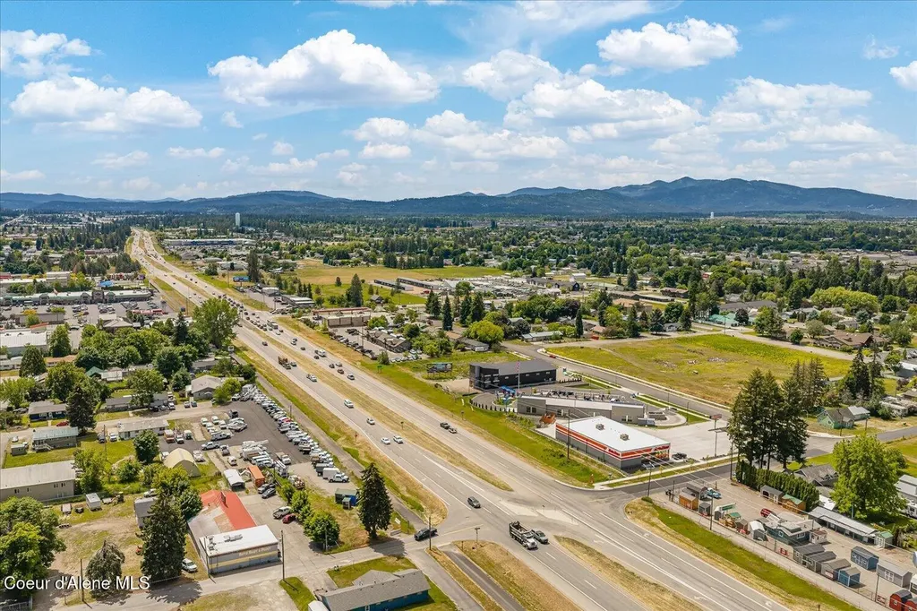 9878 N Kirkpatrick Street Hayden ID 83835