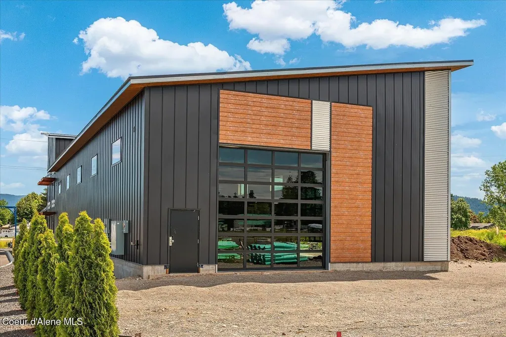 9878 N Kirkpatrick Street Hayden ID 83835