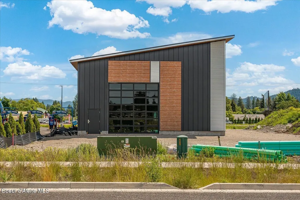 9878 N Kirkpatrick Street Hayden ID 83835