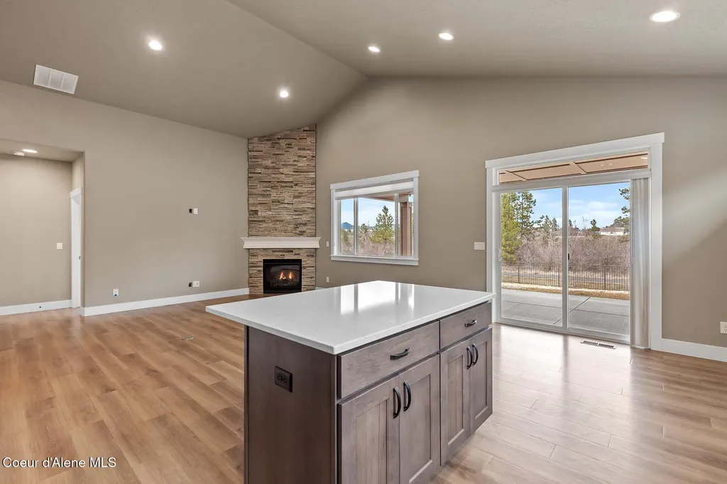 22835 E Edgewater Lane Liberty Lake WA 99019