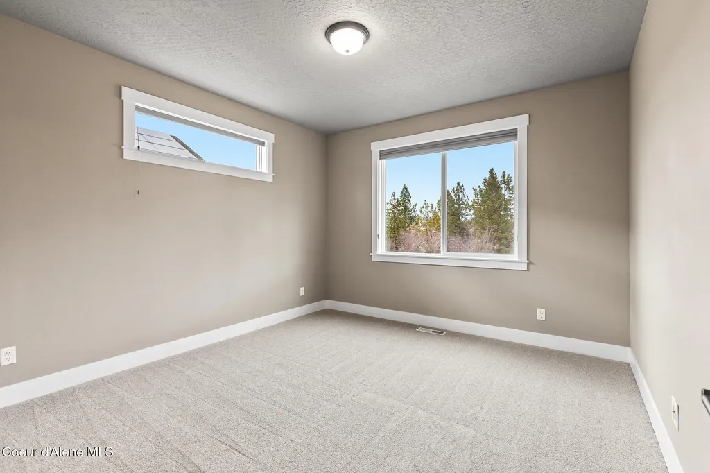 22835 E Edgewater Lane Liberty Lake WA 99019