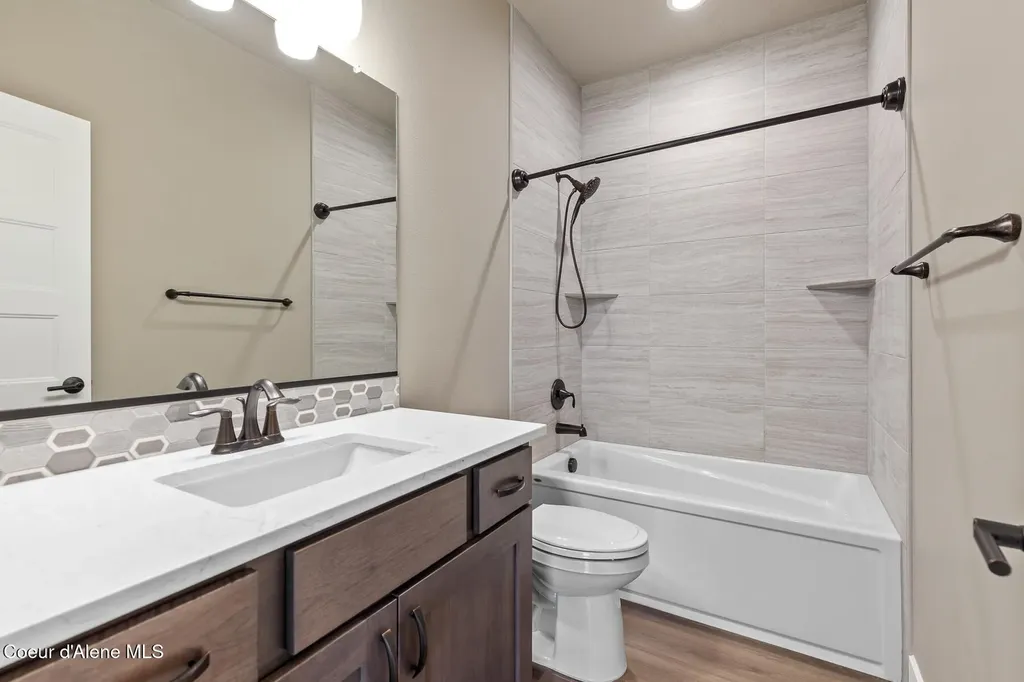22835 E Edgewater Lane Liberty Lake WA 99019