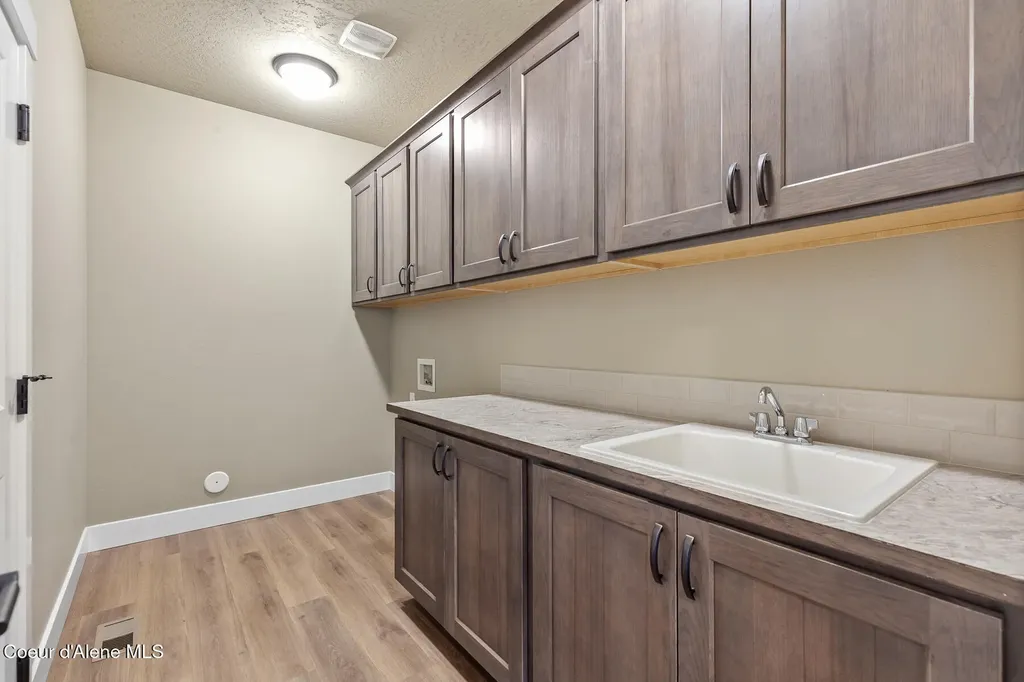 22835 E Edgewater Lane Liberty Lake WA 99019