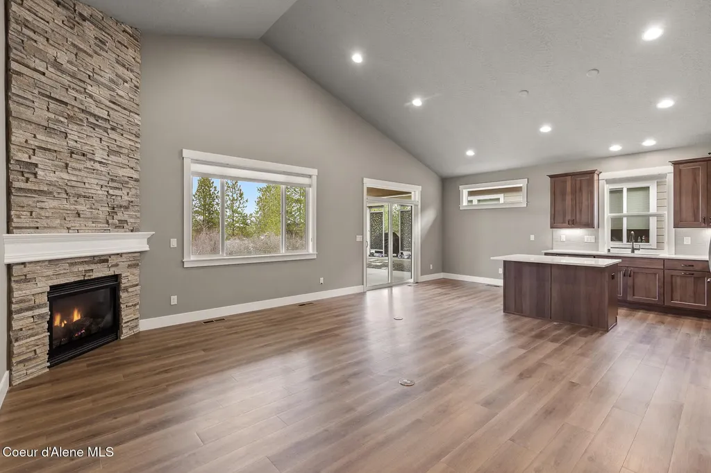 22835 E Edgewater Lane Liberty Lake WA 99019