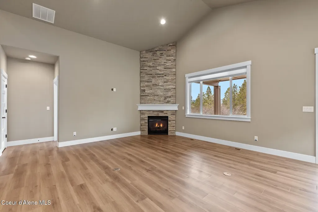 22835 E Edgewater Lane Liberty Lake WA 99019