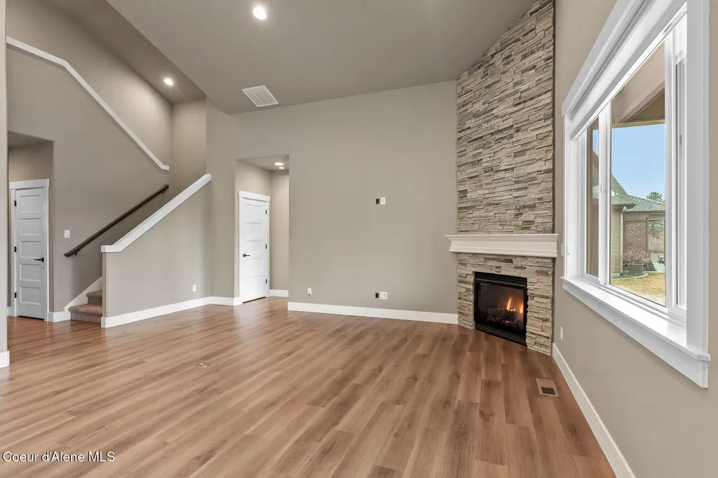 22835 E Edgewater Lane Liberty Lake WA 99019