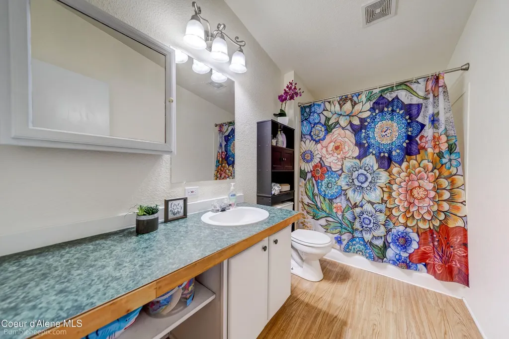 116 N Woolsey Court Post Falls ID 83854