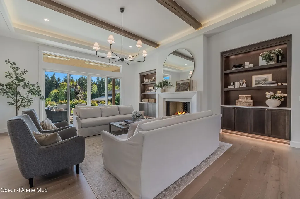 1404 E Bruin Loop Hayden ID 83835