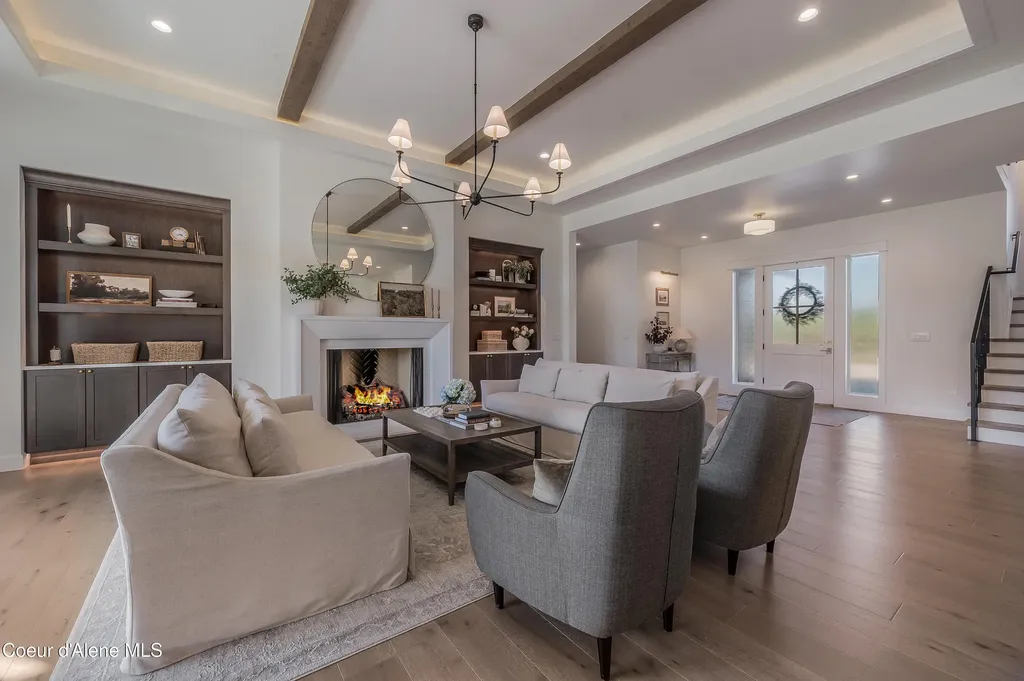 1404 E Bruin Loop Hayden ID 83835