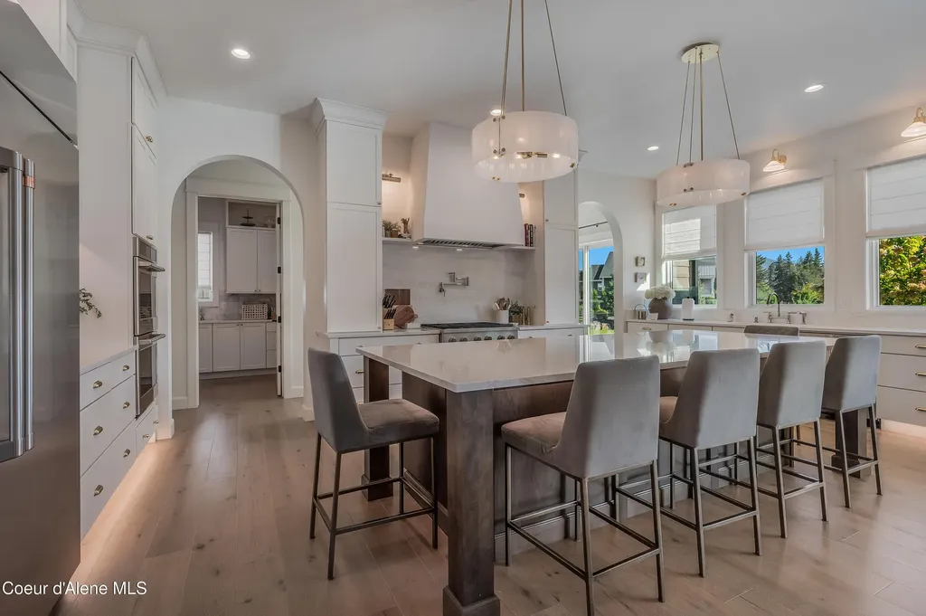 1404 E Bruin Loop Hayden ID 83835
