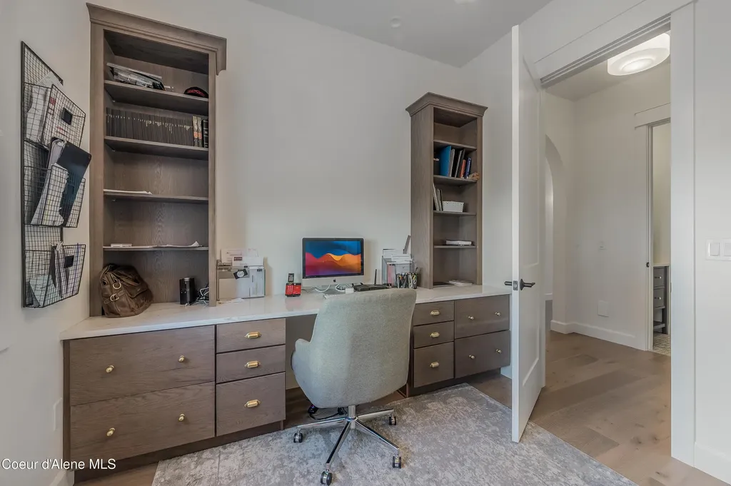 1404 E Bruin Loop Hayden ID 83835