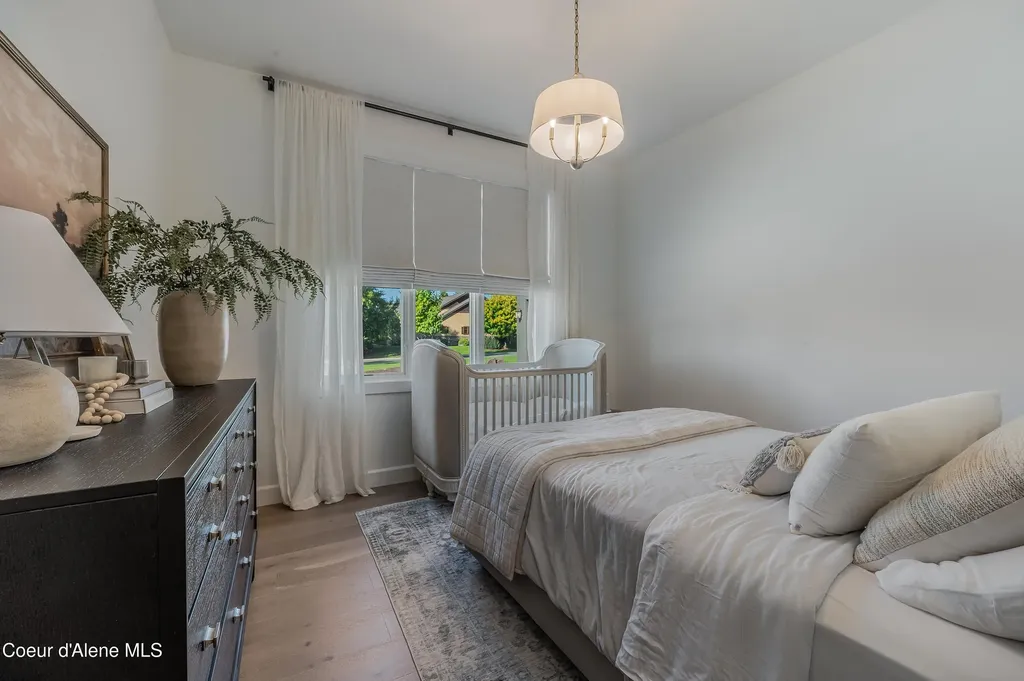 1404 E Bruin Loop Hayden ID 83835