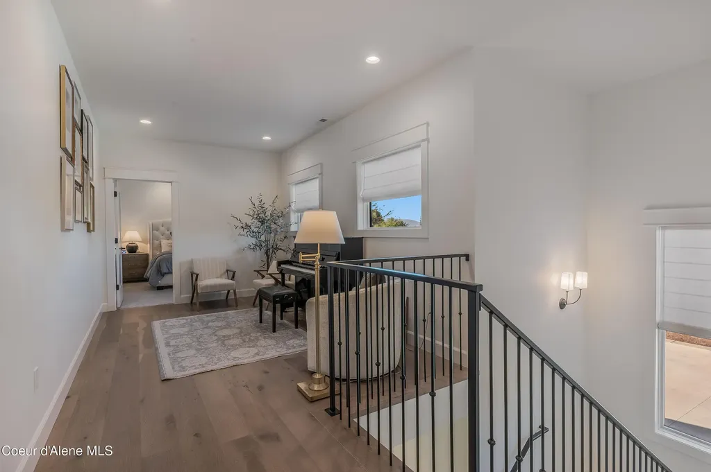 1404 E Bruin Loop Hayden ID 83835