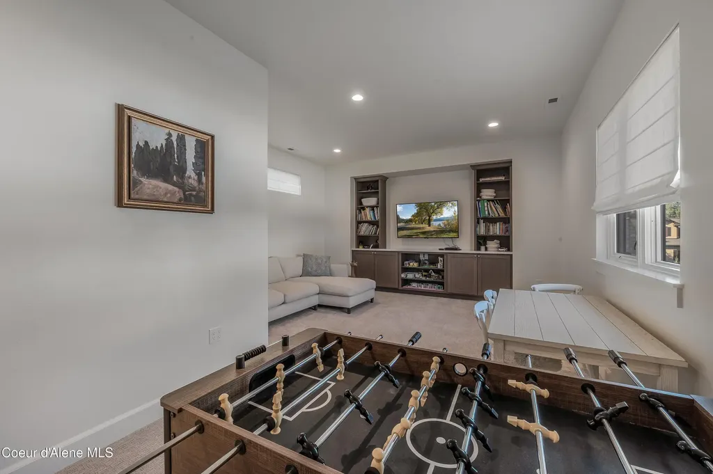 1404 E Bruin Loop Hayden ID 83835