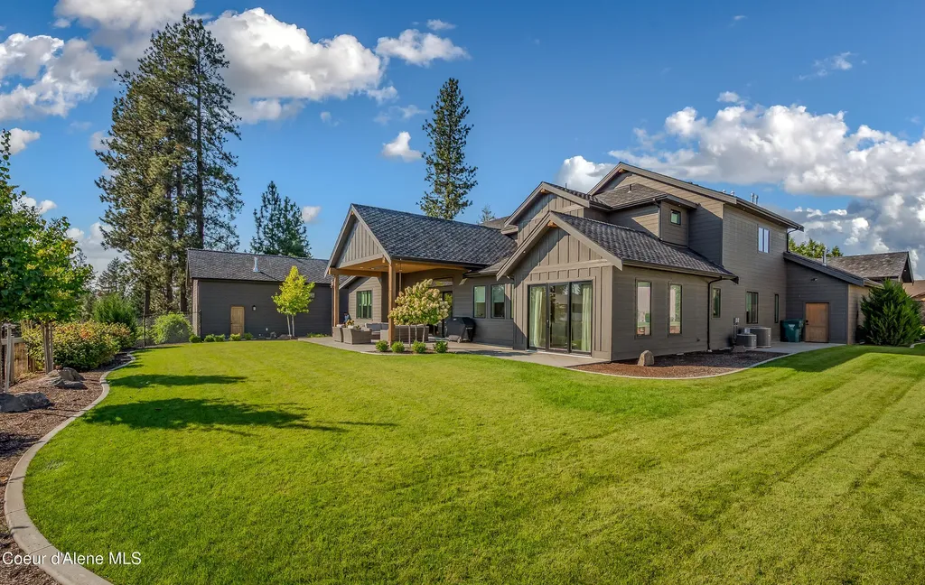 1404 E Bruin Loop Hayden ID 83835