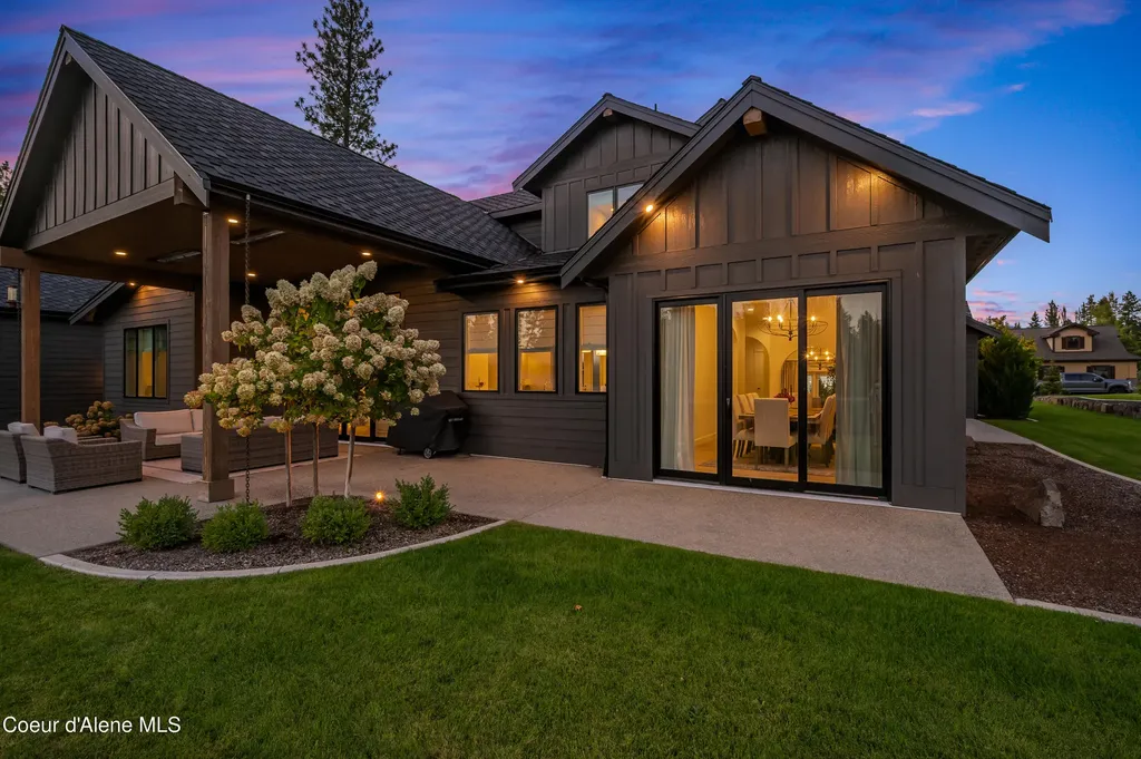 1404 E Bruin Loop Hayden ID 83835