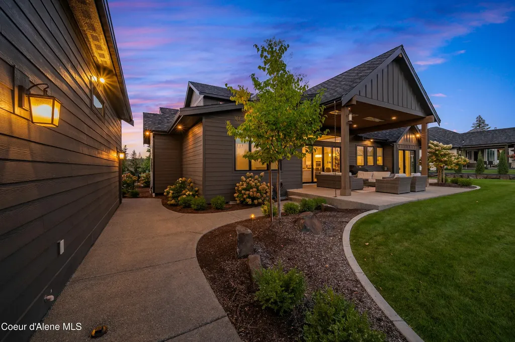 1404 E Bruin Loop Hayden ID 83835