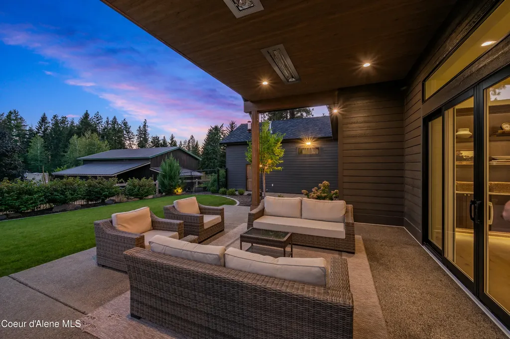 1404 E Bruin Loop Hayden ID 83835