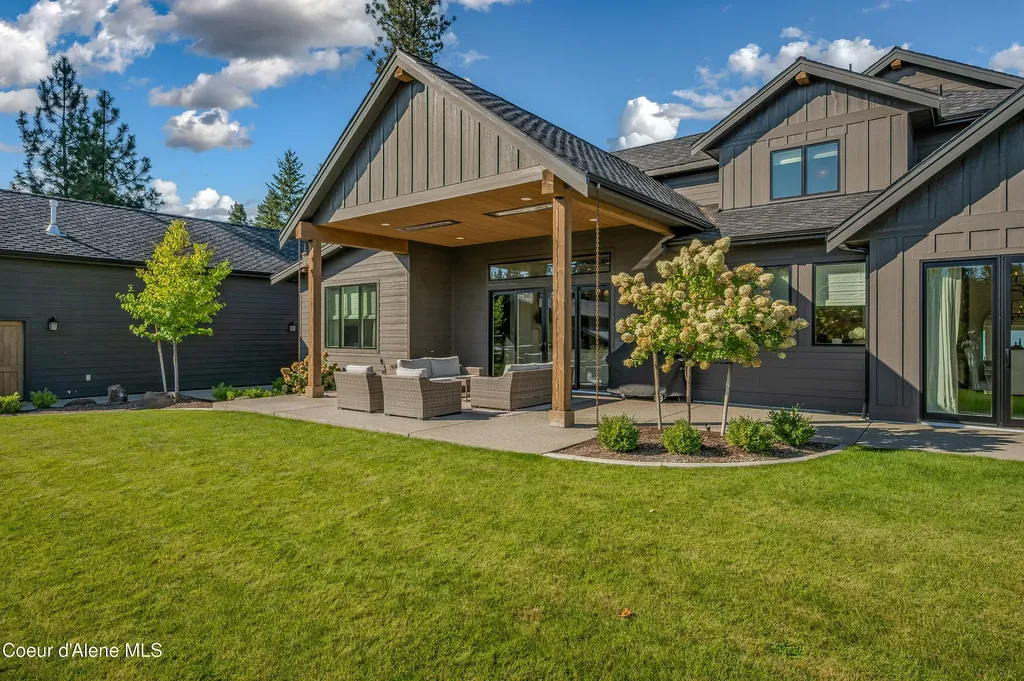 1404 E Bruin Loop Hayden ID 83835