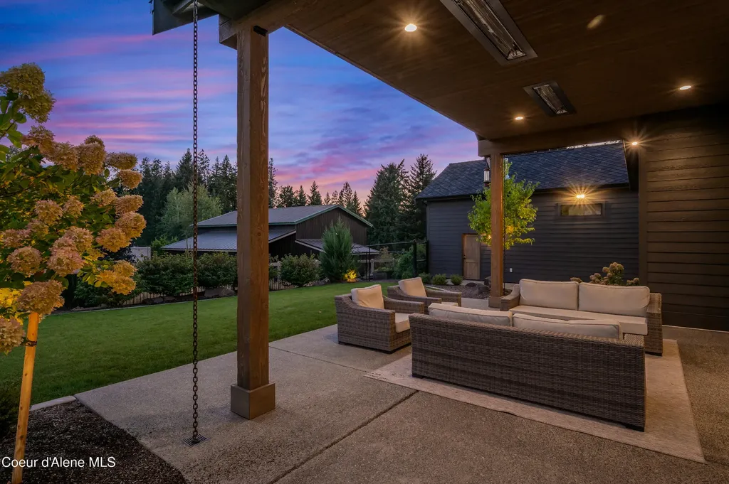 1404 E Bruin Loop Hayden ID 83835