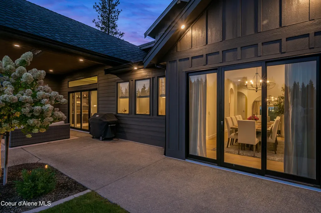 1404 E Bruin Loop Hayden ID 83835