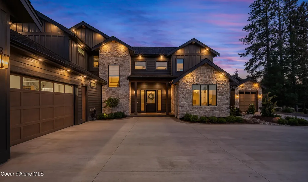 1404 E Bruin Loop Hayden ID 83835