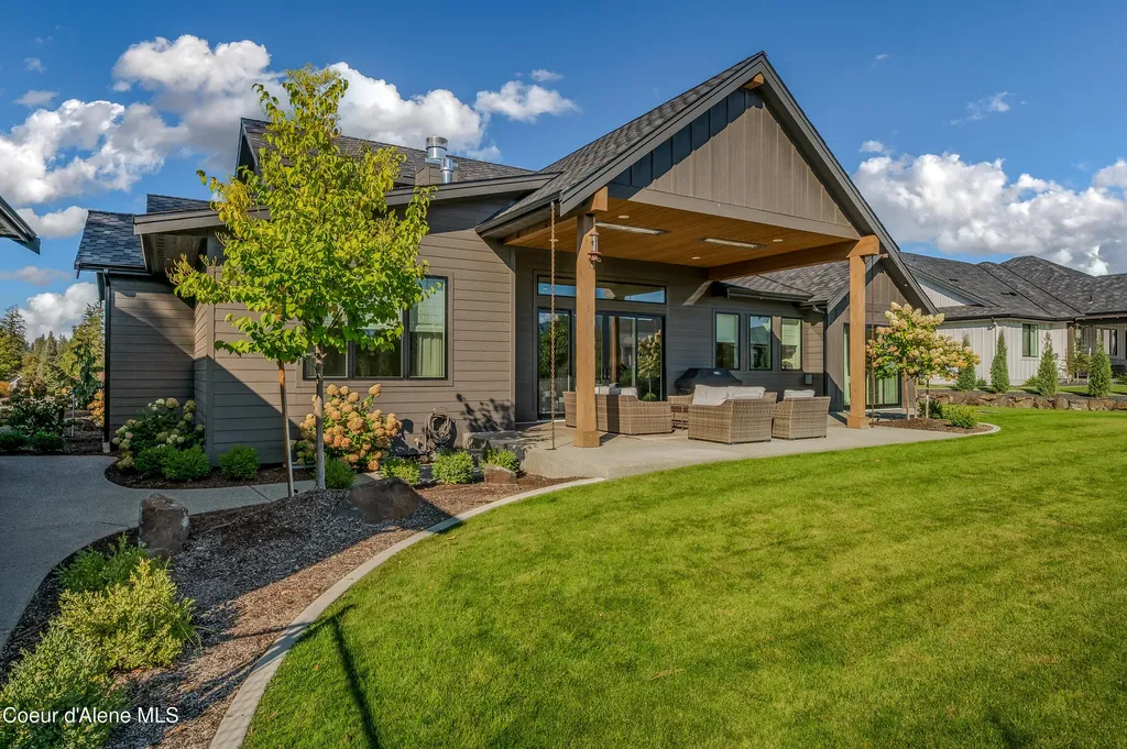 1404 E Bruin Loop Hayden ID 83835