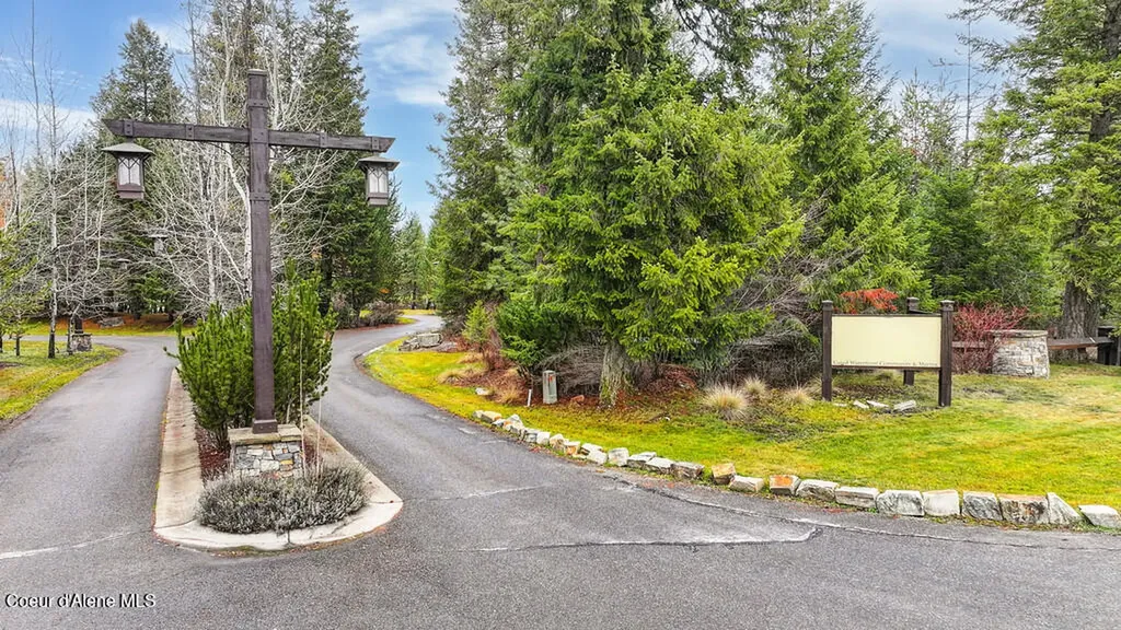 13 Christensen Avenue Priest River ID 83856