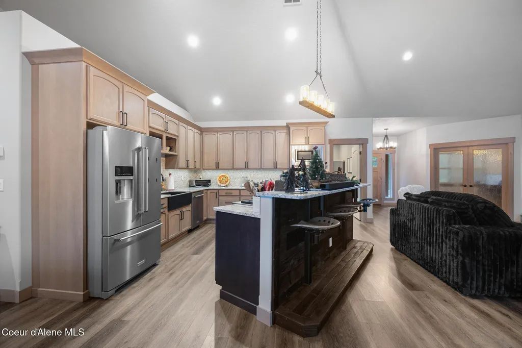 1829 W Smoke Tree Avenue Athol ID 83801