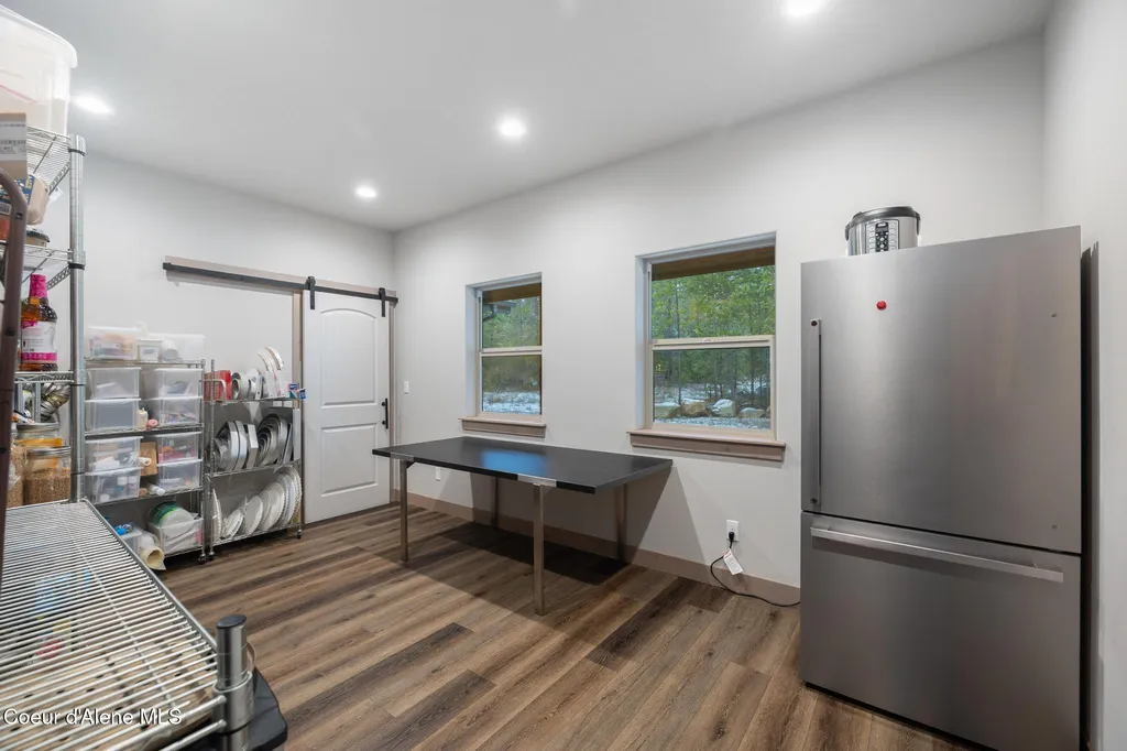 1829 W Smoke Tree Avenue Athol ID 83801